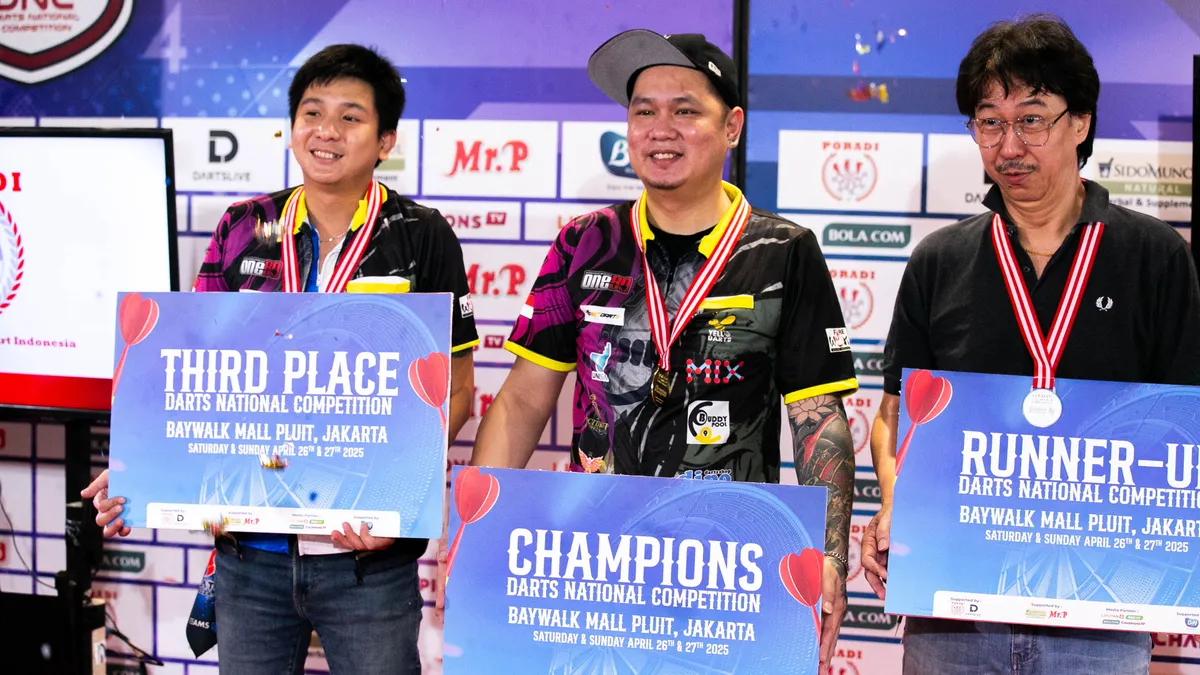 Para juara Darts National Competition Series 01 2025 di atas podium
